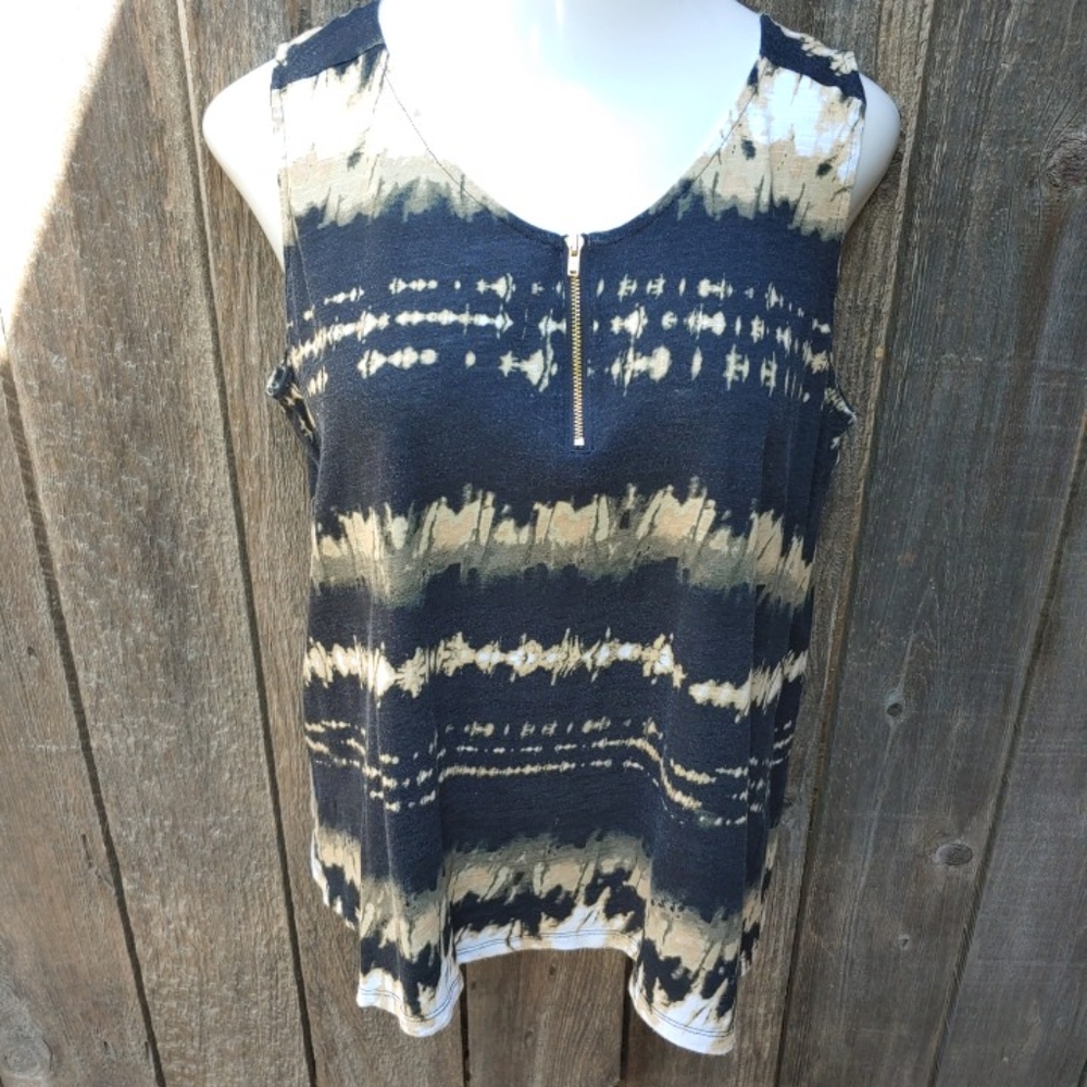 EST. 1946 Tribal Print Sleeveless Top